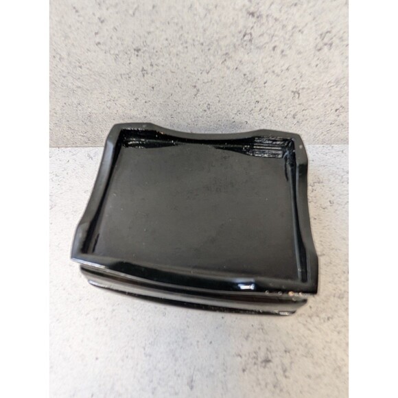 Hand-Painted Russian Lacquer Box – Maiden by the Water, Black Lacquer & Red - Picture 6 of 8